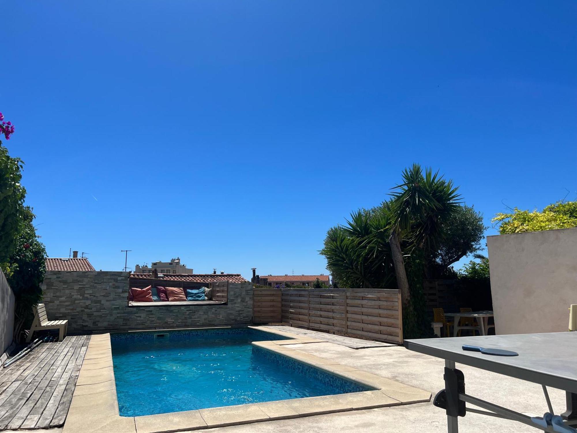 C'est La Qu'il Faut Venir Cet Ete A 2 Apartment Marseille
