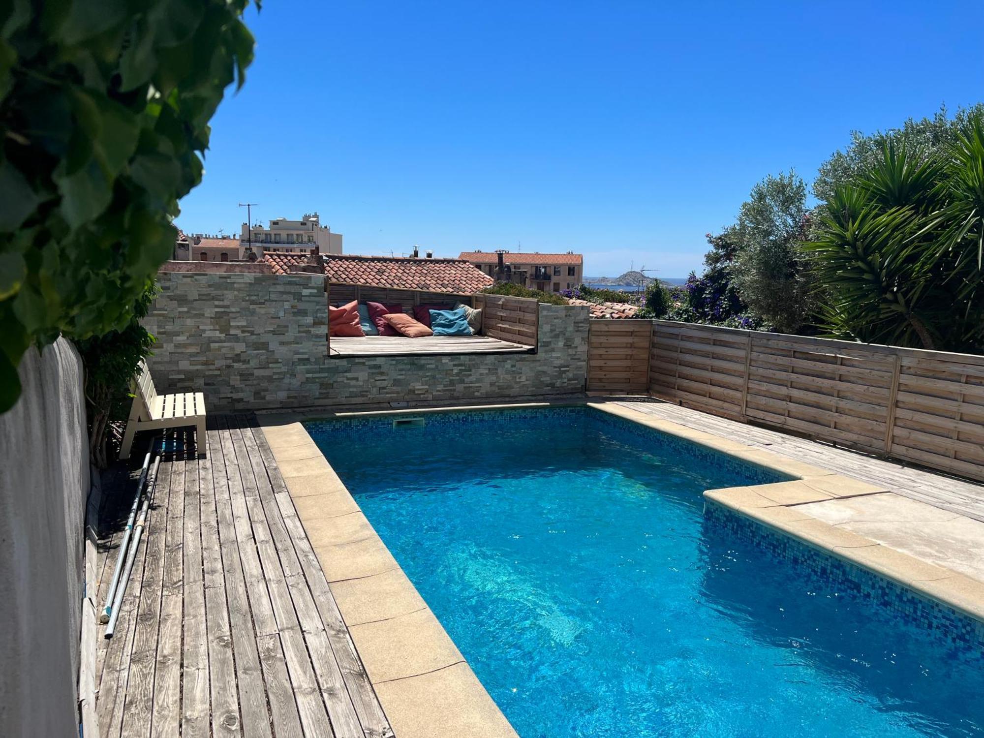 Apartment C'est La Qu'il Faut Venir Cet Ete A 2 Marseille